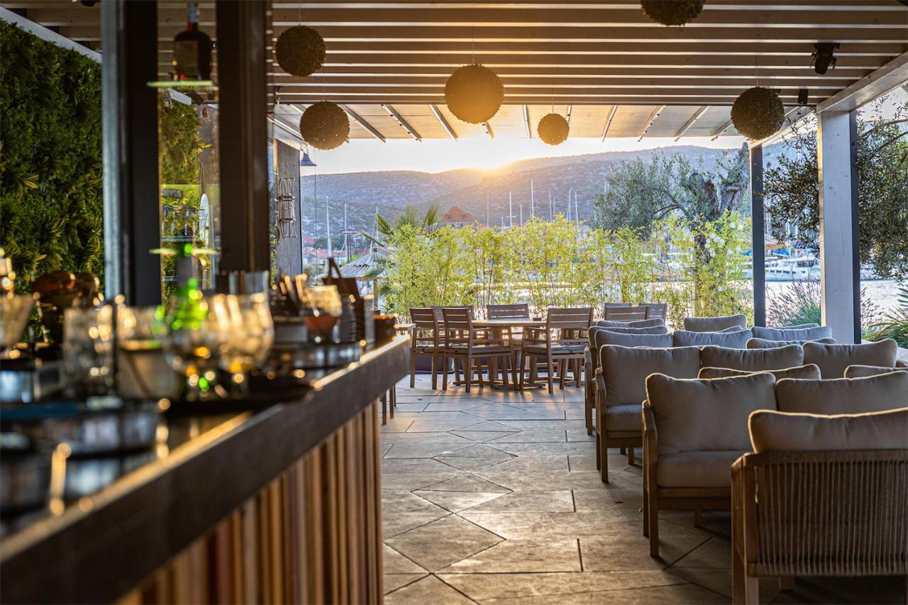 Marinus Beach Hotel マリナ エクステリア 写真