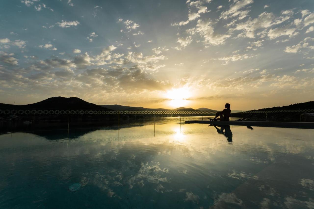 Marinus Beach Hotel マリナ エクステリア 写真